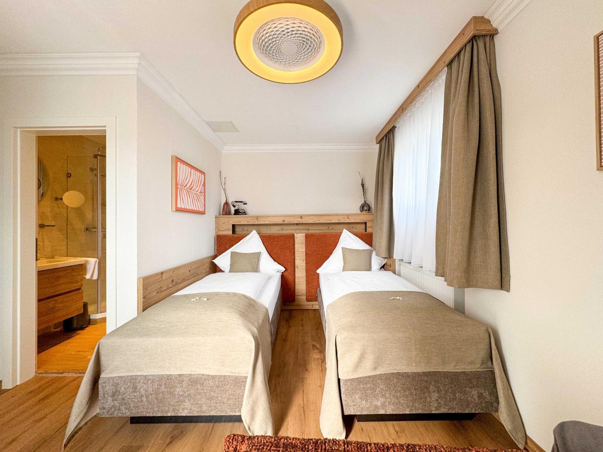 Hotel Schlossblick Chiemsee Prien am Chiemsee Ngoại thất bức ảnh